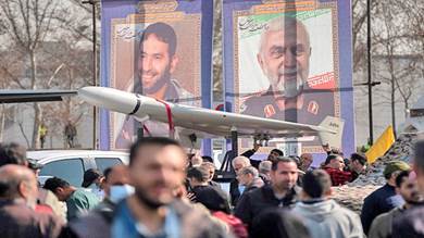 صواريخ وطائرات مسيّرة.. هذه أبرز أسلحة إيران للرد على إسرائيل
